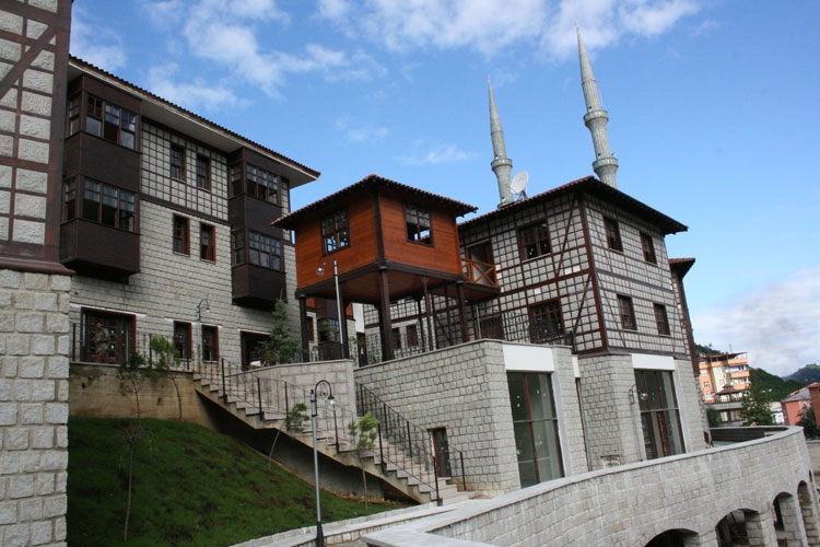 Güneysu Eski Çarşı