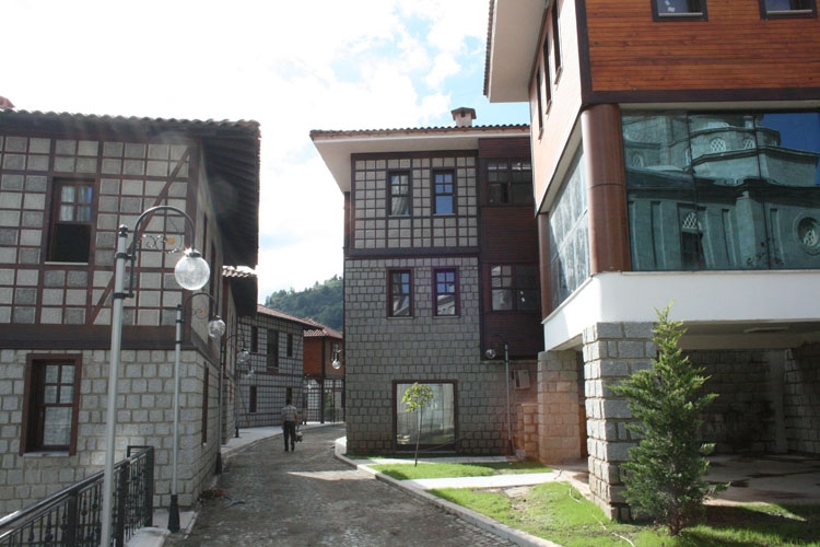 Güneysu Eski Çarşı