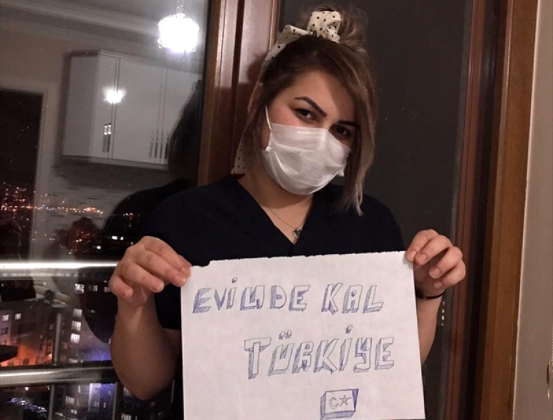 Sağlık Çalışanı Bir Maaşını Muhtaç Kişiye Bağışladı