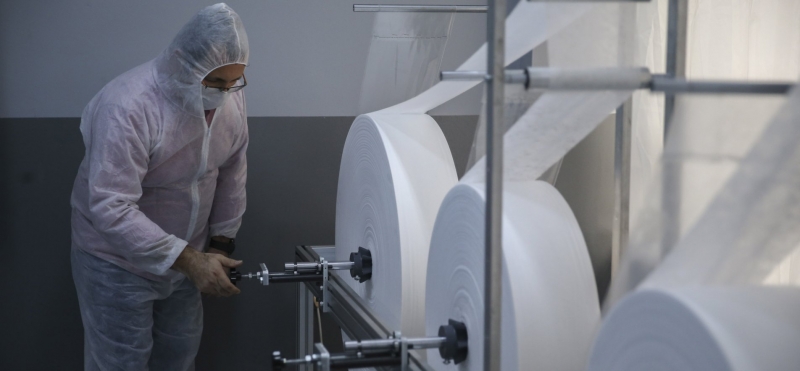 Sağlık Çalışanları İçin Günde 10 Bin Önlük