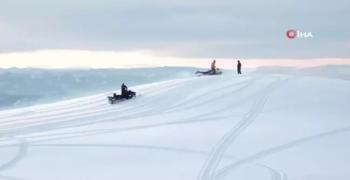 Handüzü Yaylası'na Snowboardçu İlgisi